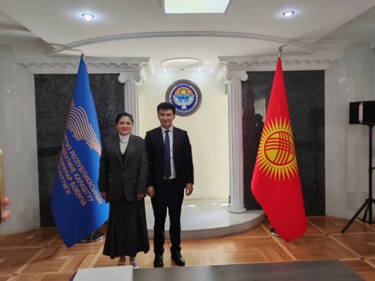 Deepening Cross-Border Practical Cooperation: China-Kyrgyzstan-Uzbekistan Economic and Trade Delegation Holds High-Level Meeting with Kyrgyzstan's Presidential Investment Department and Chamber of Com