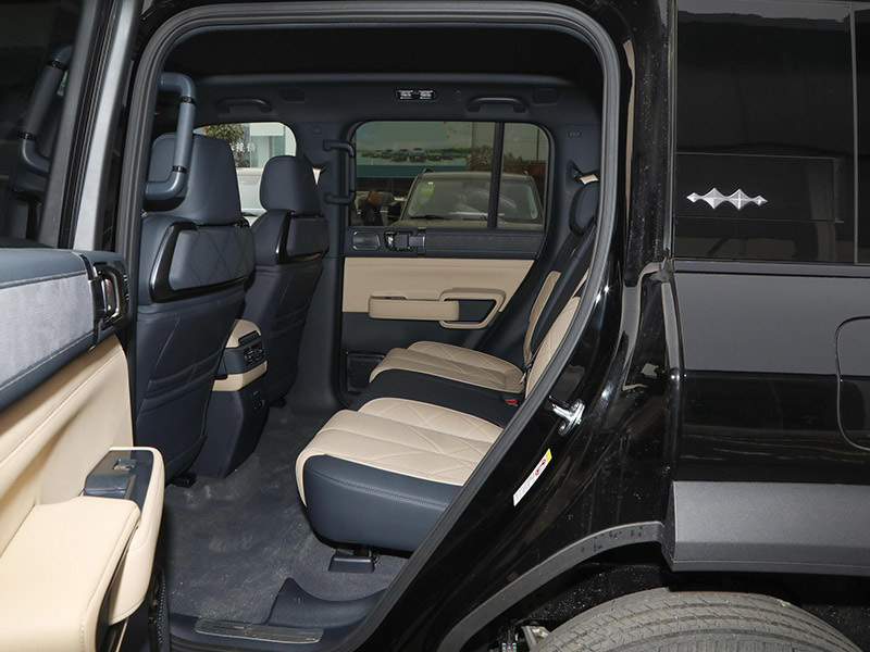 2023 Formula Leopard 5 New Arrival 1.5T 194ps L4 PHEV 1200km 5-door, 5-seat SUV AUTOWORLD EVCAR CHINA EXPORT